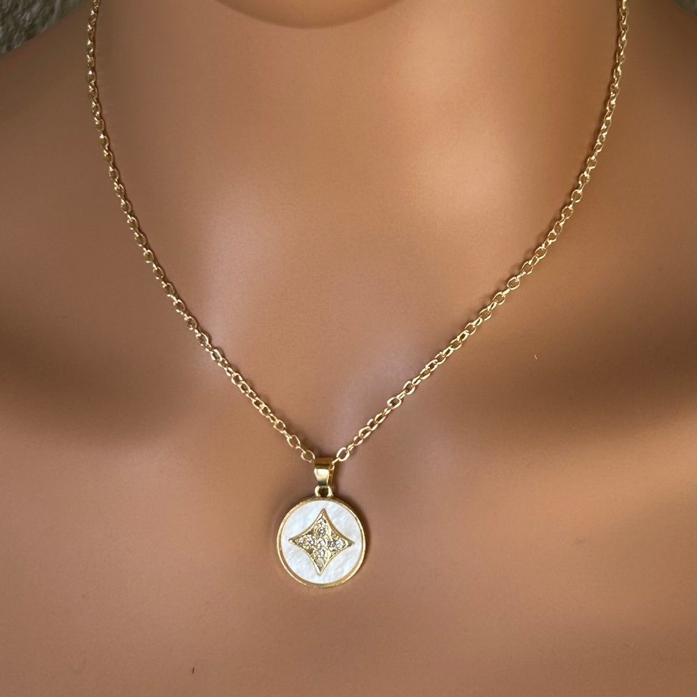SET Trendy Gold & White Necklace & Earring* - Picture 3 of 7